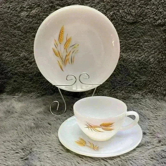 Fire King Golden Wheat Cup and Saucer and Lunch Plate - Picture 2 of 16